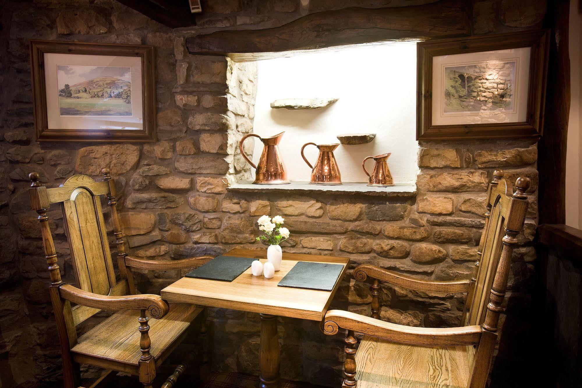 The Dalesman Country Inn Sedbergh Exterior photo